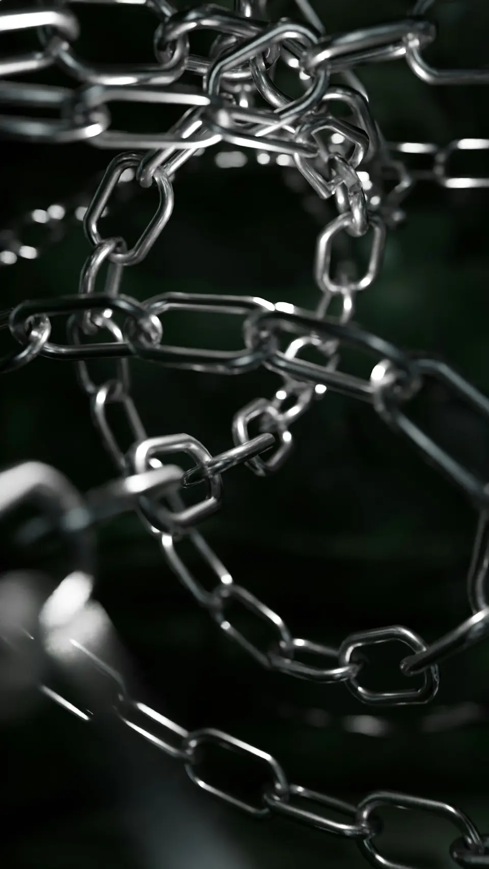 Industrial chain close-up staged for STZINC cargo securement company credibility.